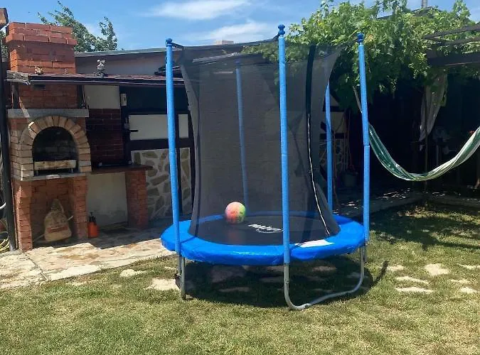 Feriehus The Line House Krapets (Dobrich)